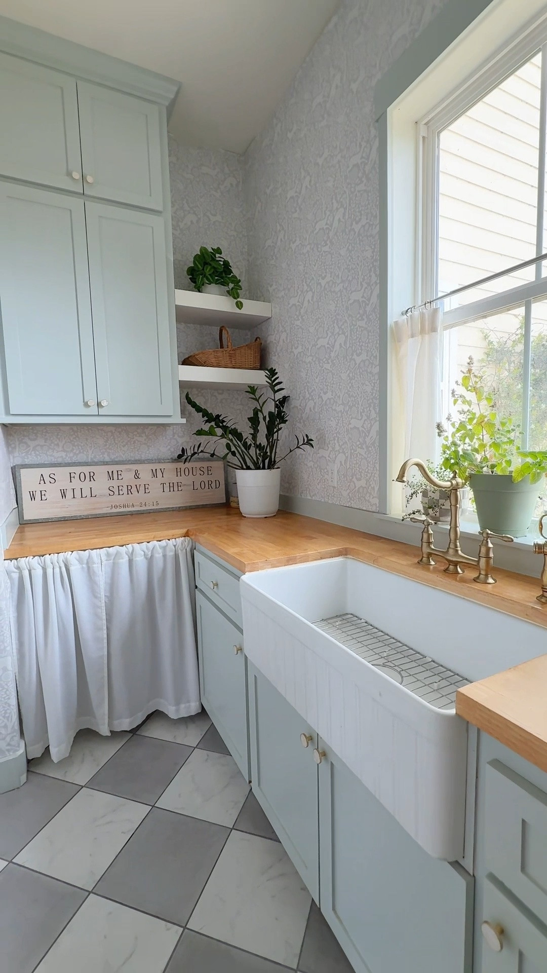 Sharing all the details of our coastal country laundry room.

#LTKHome #LTKdayinmylife #LTKmomlife