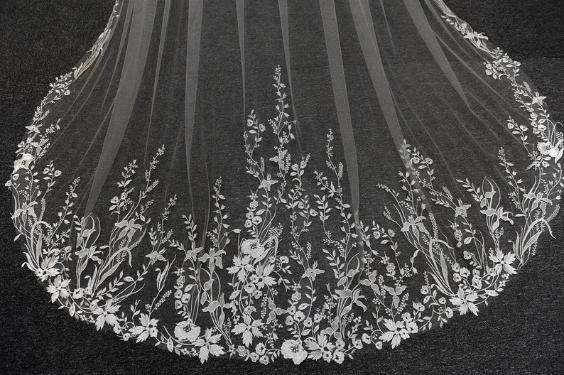 LS92/ Flower Leaf Lace Veil/ 1 Tier Veil/ Cathedral - Etsy Canada | Etsy (CAD)