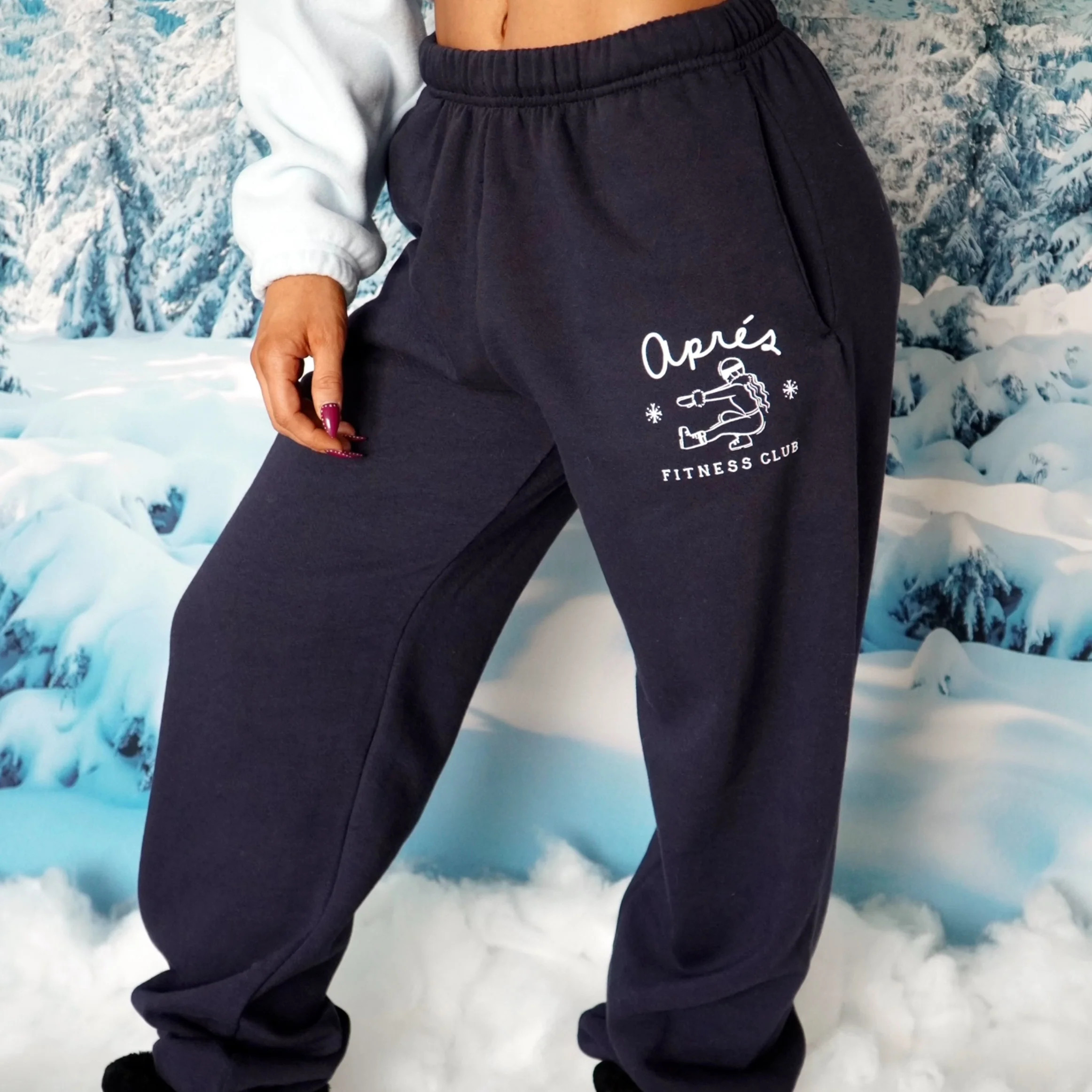 Après Fitness Navy Jogger | SuzieB Fitness