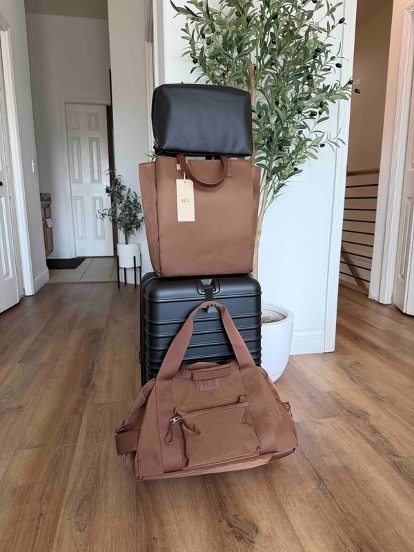 A few of my Summer travel essentials from Beis ✈️🧳

Linking my favorite Beis suitcases and weekender bags!

Travel bag, black suitcase, Beis luggage, Beis weekender, travel tote bag

#LTKTravel #LTKSeasonal #LTKSaleAlert