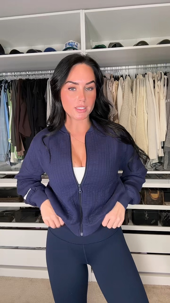 Such a cute light weight jacket! I will be exchanging this color for the light beige. I think I will wear it way more! 

My sizing 
5’7, 145lbs, 32dd

I’m wearing a size small jacket, size 4 leggings 

#LTKActive #LTKWatchNow
