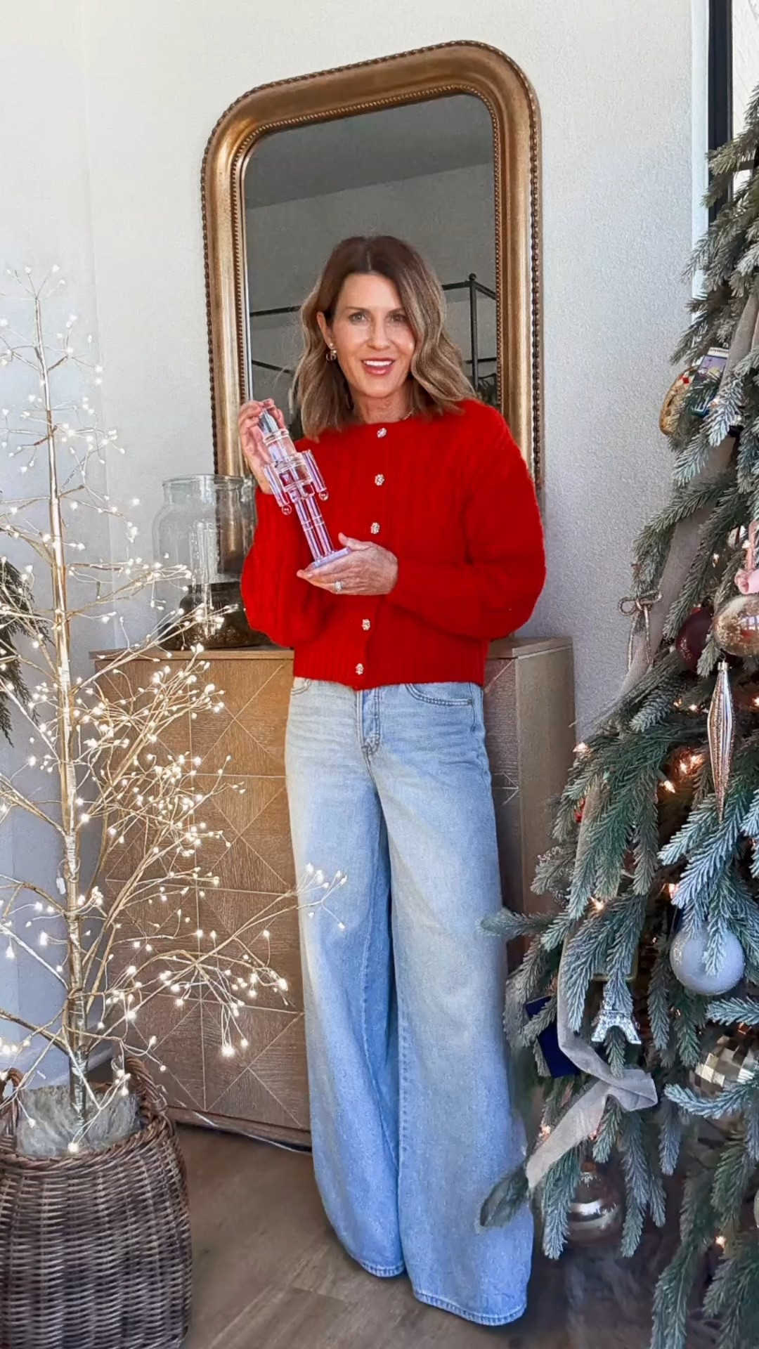 Holiday decor that looks expensive but is budged-friendly and so pretty! Decor for less! Looking fabulous doesn’t have to break the bank 🫶🏼

$148.09 vs. $576


#LTKSeasonal #LTKHoliday #LTKHome