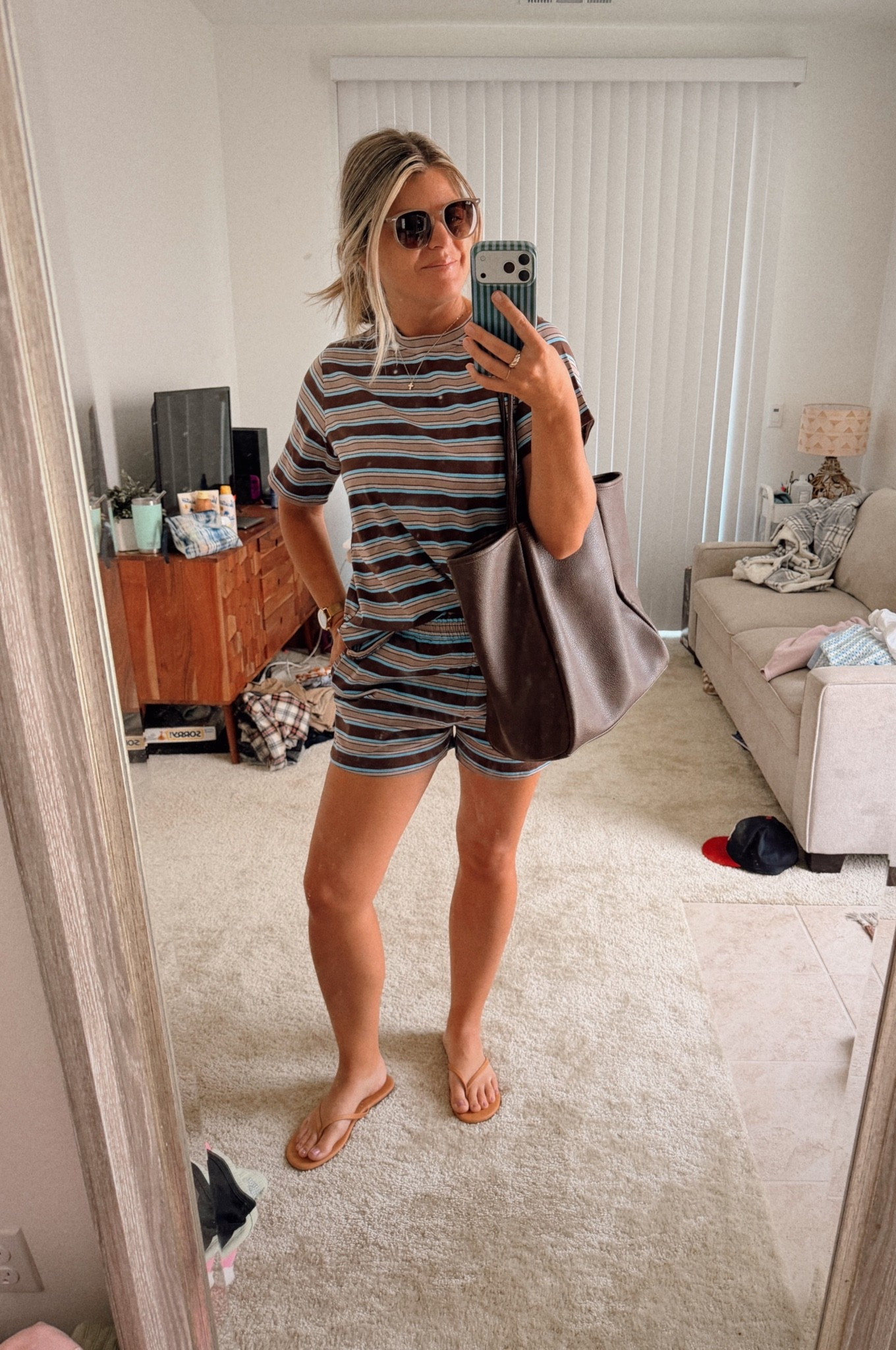 Comfy Amazon outfit ! Set, shoes and bag are all Amazon and under $40 

#amazon #amazonfinds #under40

#LTKootd #LTKmomlife