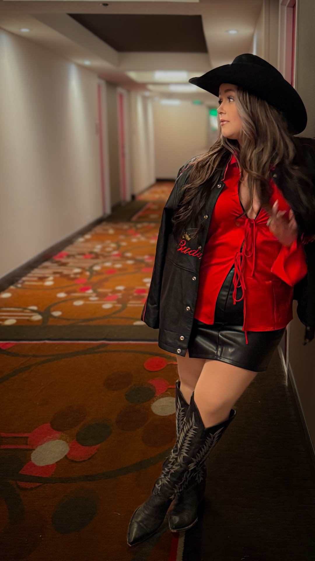 ✨ NFR NIGHT 7 ROOKIE  Outfit .✨

Outfit details: 
Earrings @hillbetty 
Necklace @judeandjojoboutique 
Hat @rancherhatbar 
Boots @oldgringobootsinc 
Skirt+ top @amazonfashion linked to my LTK in !
Jacket @budweiserusa

 #westernlifeandstyle #nfroutfits #nfrstyle #nfrfashion
