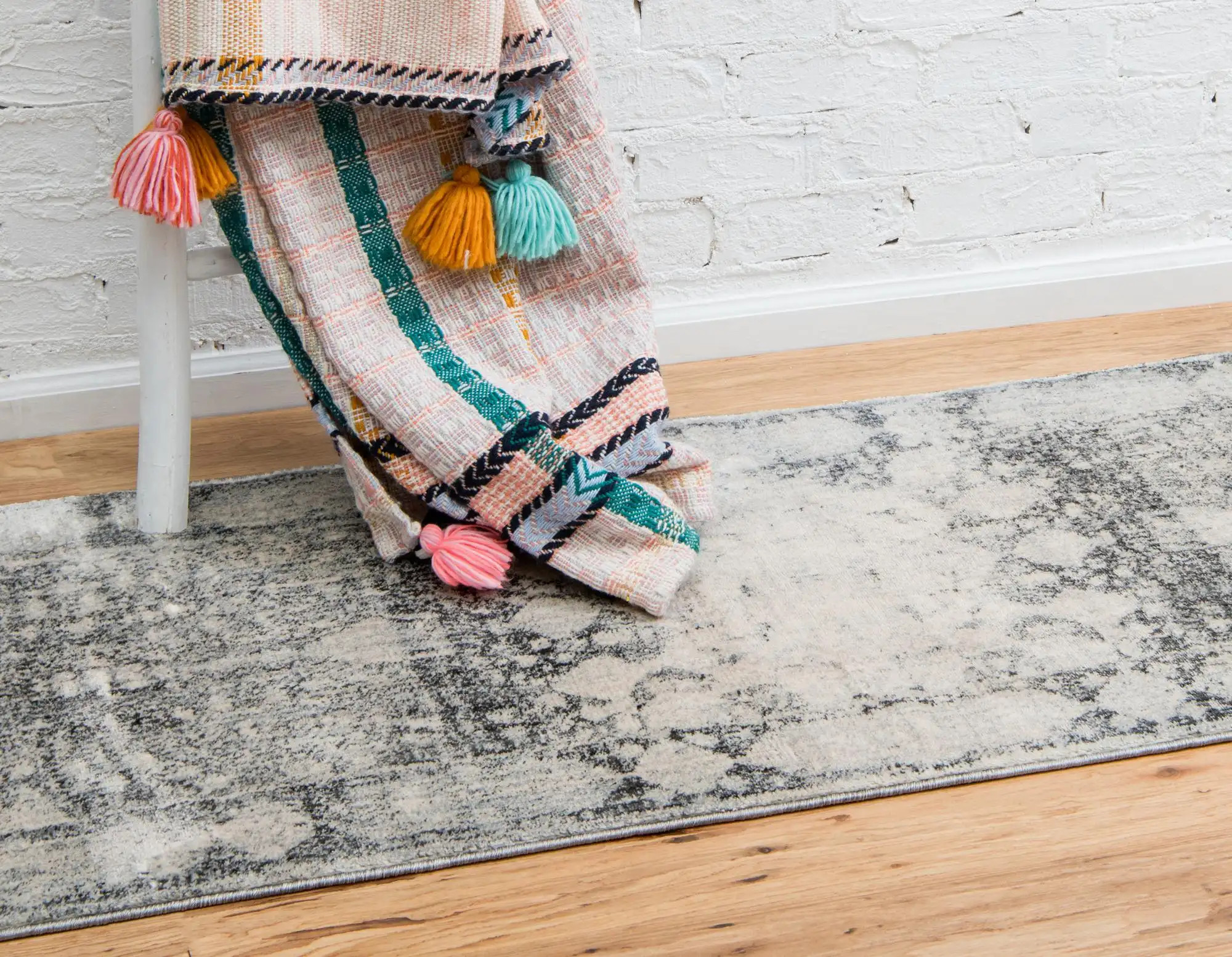 2' 2 x 6' Oxfordshire Runner Rug | Rugs.com