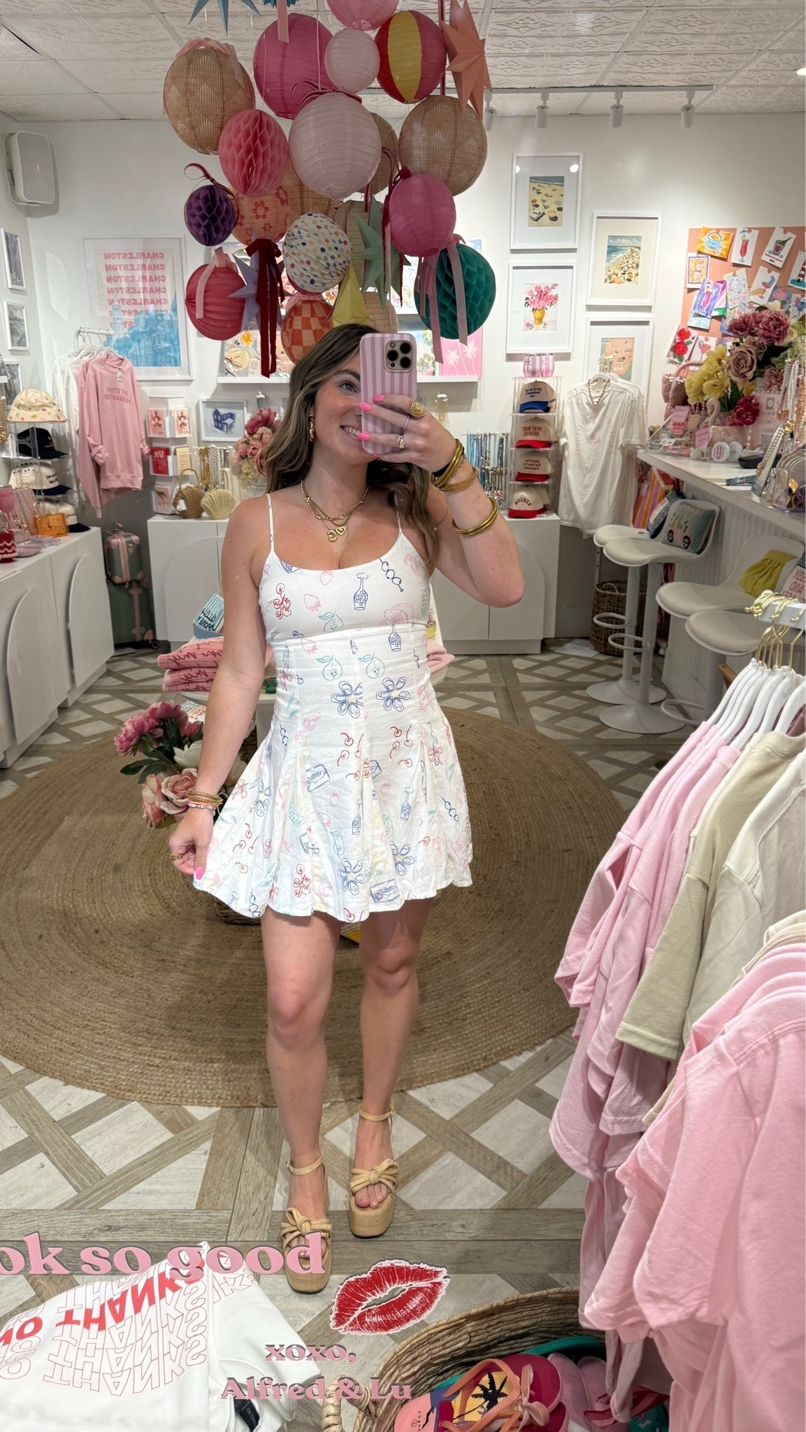 this one’s gonna go FAST 🌸 don’t say I didn’t warn you

dress is american eagle! it isn’t showing on the site !!