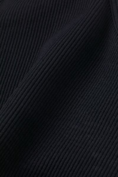 $9.09 | H&M (US + CA)