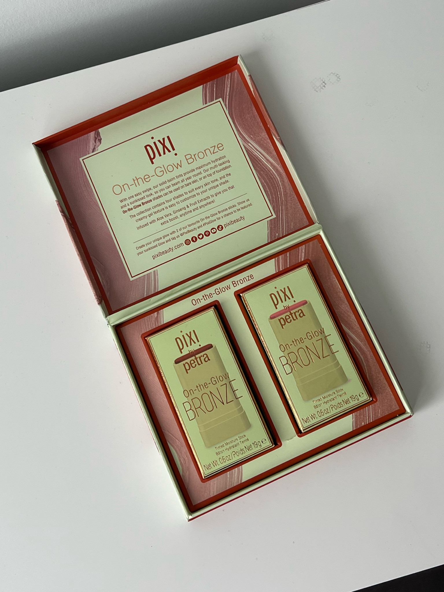 Glows tinted moisturizer for the summer🥰

#LTKFind #LTKunder50 #LTKbeauty