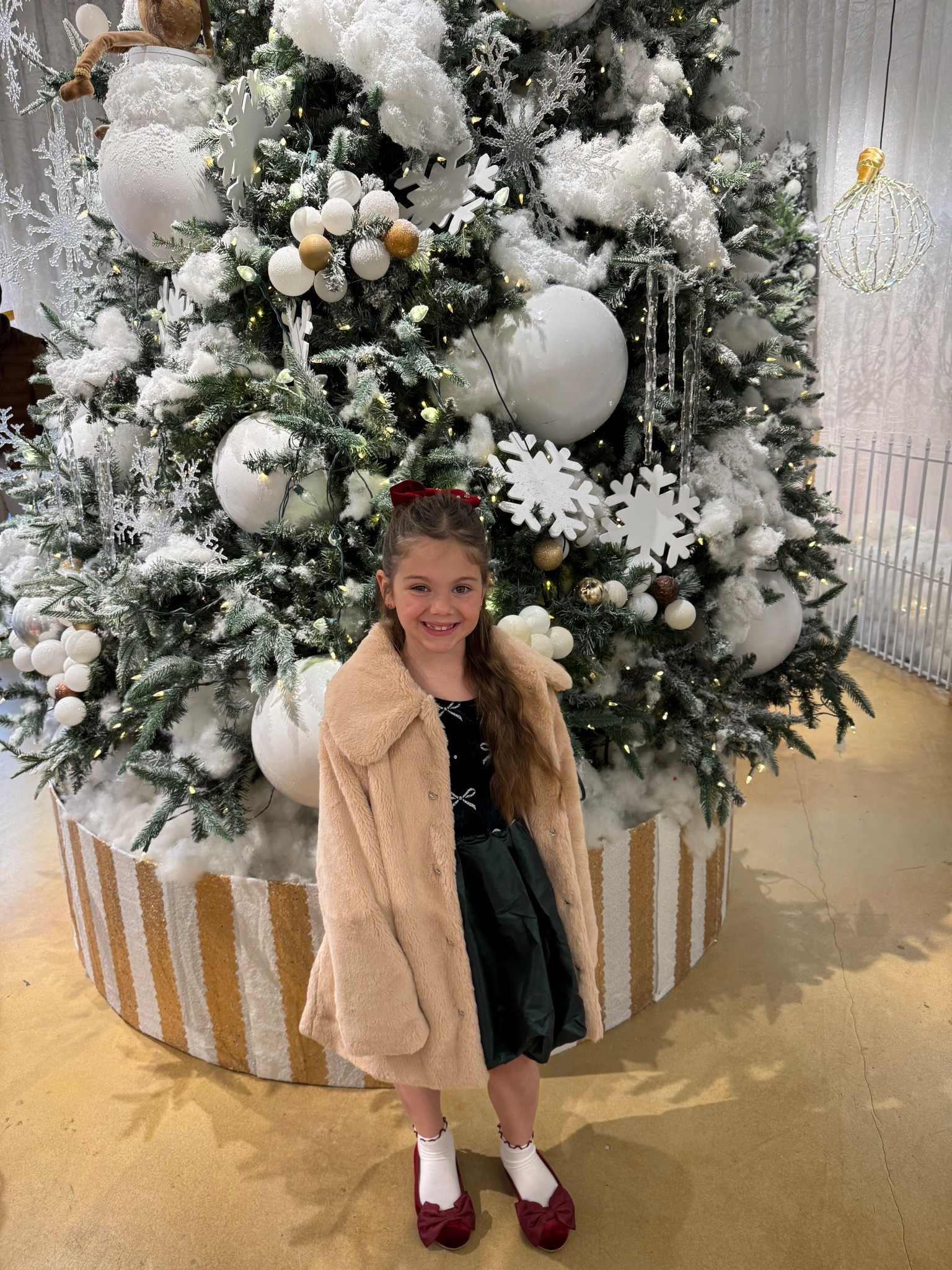 Girls Christmas dress outfit


#LTKKids #LTKHoliday #LTKootd