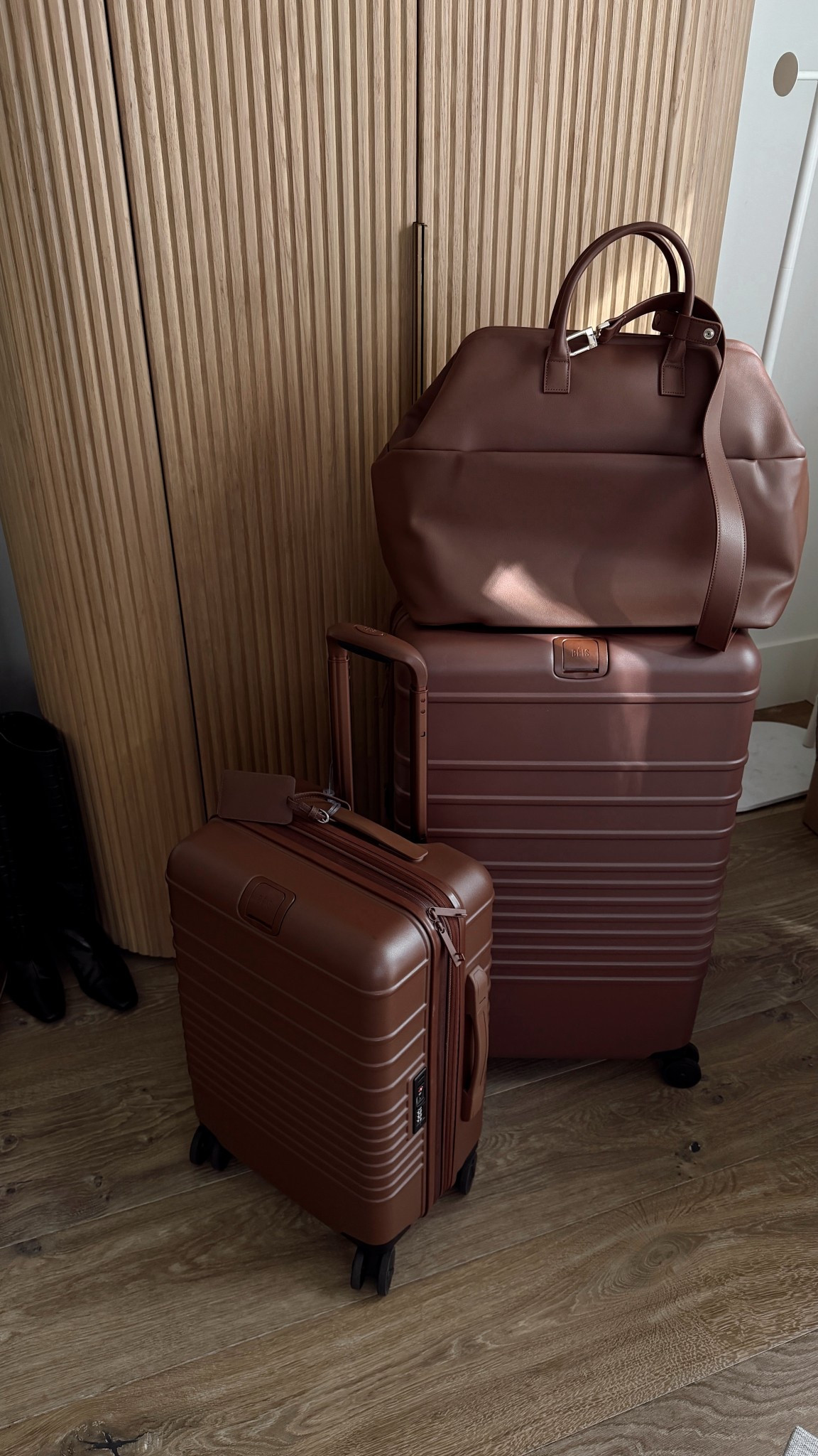 I have used this luggage set for years and it still looks new, holds so much & is
amazing quality! My weekender is no longer in stock but linked the other weekender I also own and love @beistravel #stylinbyaylin #aylin #travel

#LTKTravel #LTKSeasonal