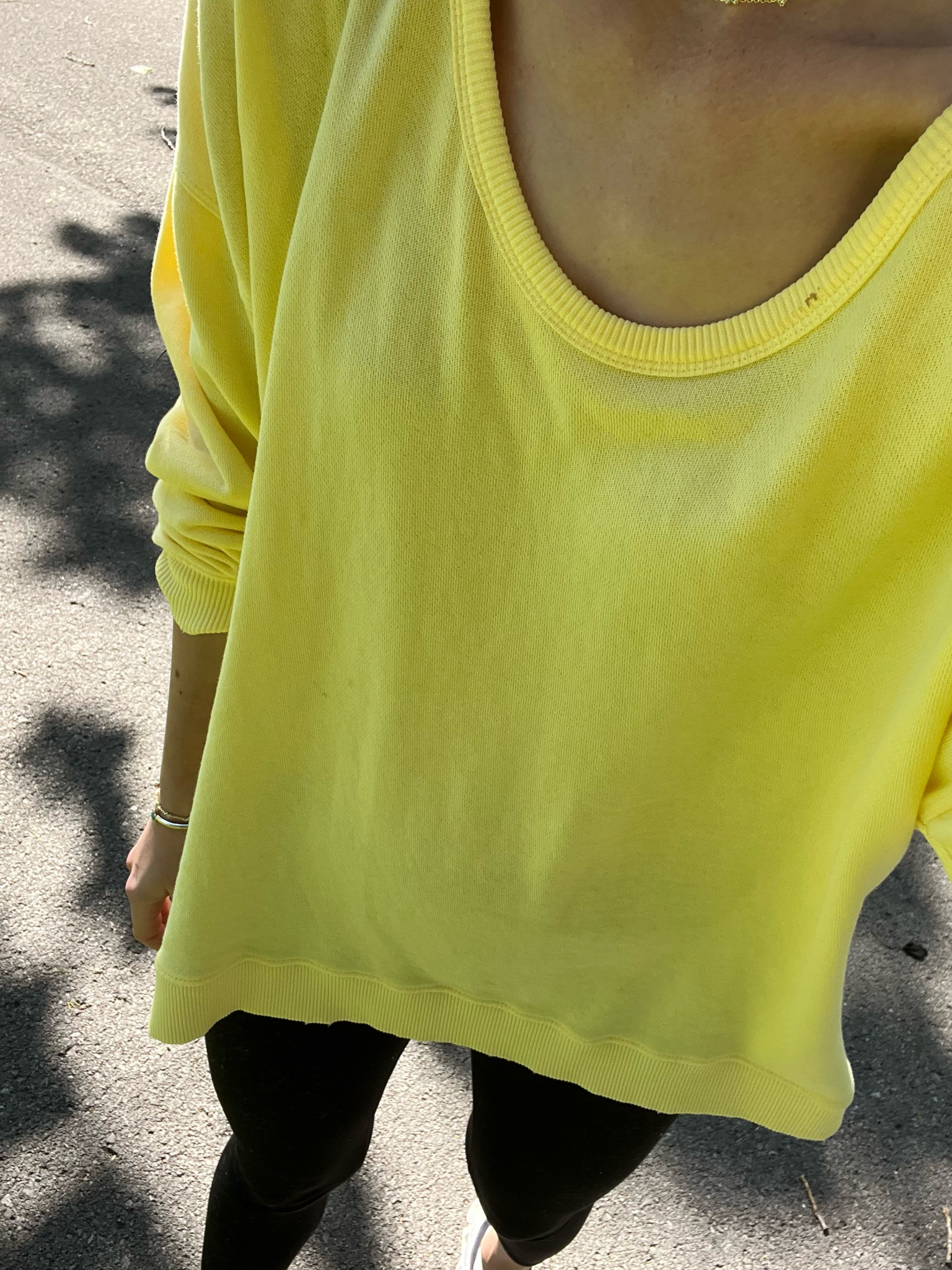 Oversized pullover : wearing s

Loungewear / spring loungewear / beach sweatshirt / aerie new Africans 

#LTKstyletip #LTKFind #LTKSeasonal