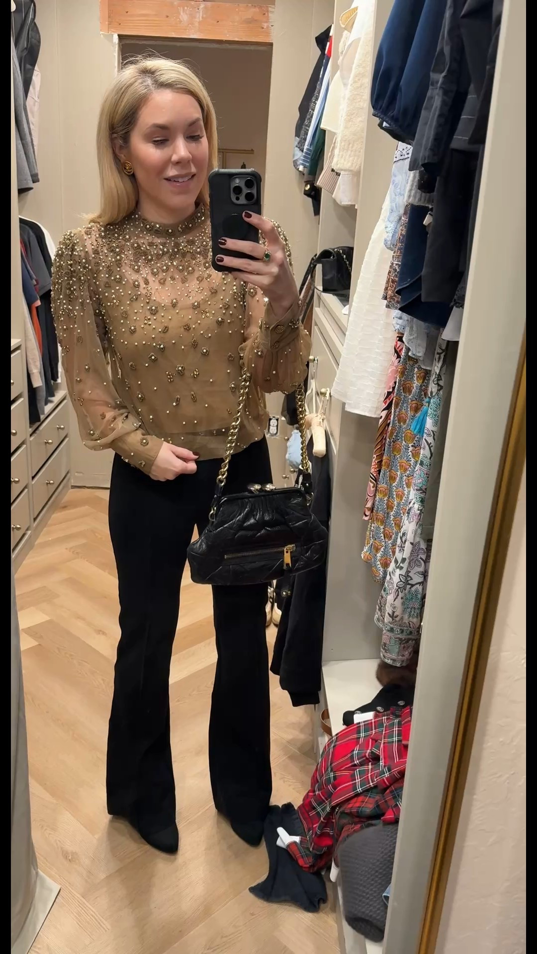 Tonight’s outfit 
This top would be perfect for NYE!
And these pants are soooo flattering!
NYE Outfit 
New Year’s Eve Outfit 
#LTKHoliday