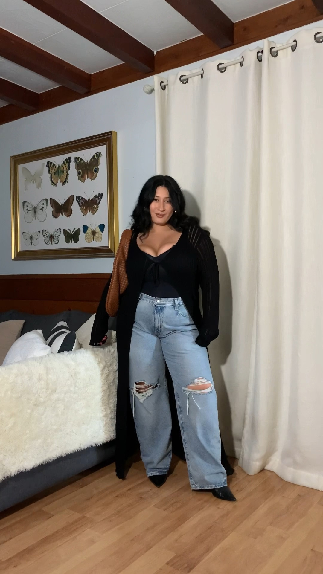 Long Cardigan + Jeans outfit for the Fall

I’m wearing a size xxl in the cardigan but I could of sized down since they run large.

#LTKMidsize #LTKPlusSize