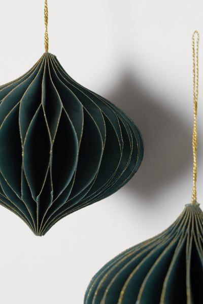Set van 2 kerstdecoraties | H&M (DE, AT, CH, NL, FI)