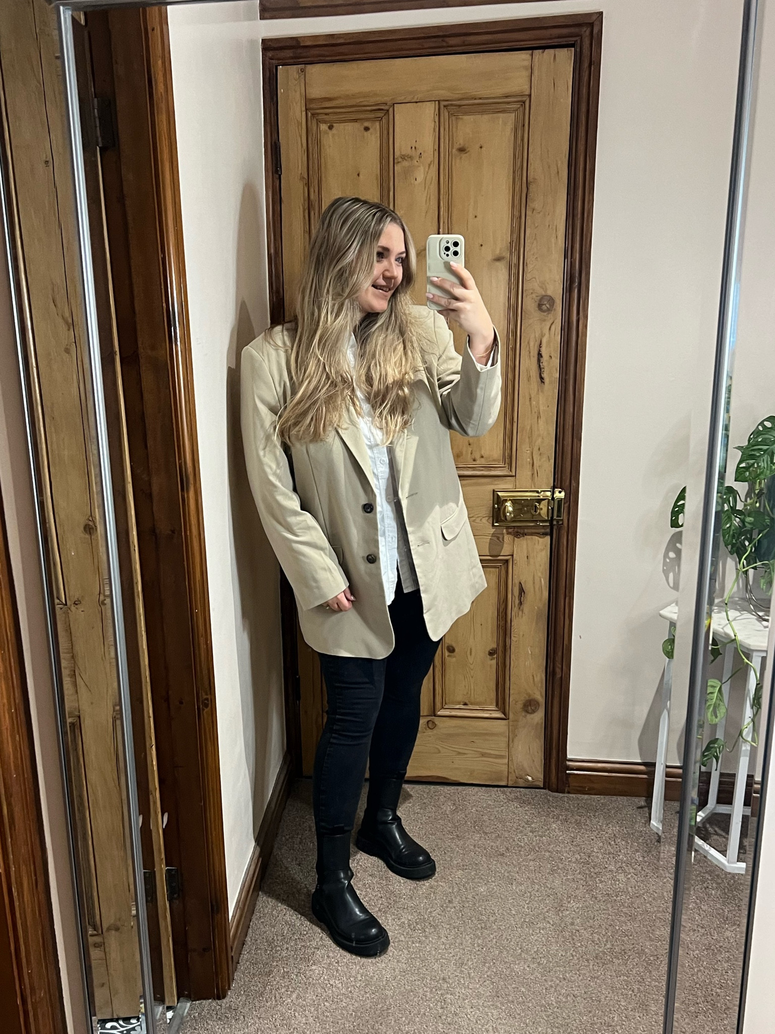 Oversize blazers are my staple 

#LTKworkwear #LTKmidsize #LTKeurope