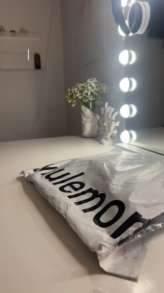 lululemon unboxing!!

#LTKWatchNow #LTKFindsUnder50 #LTKGiftGuide