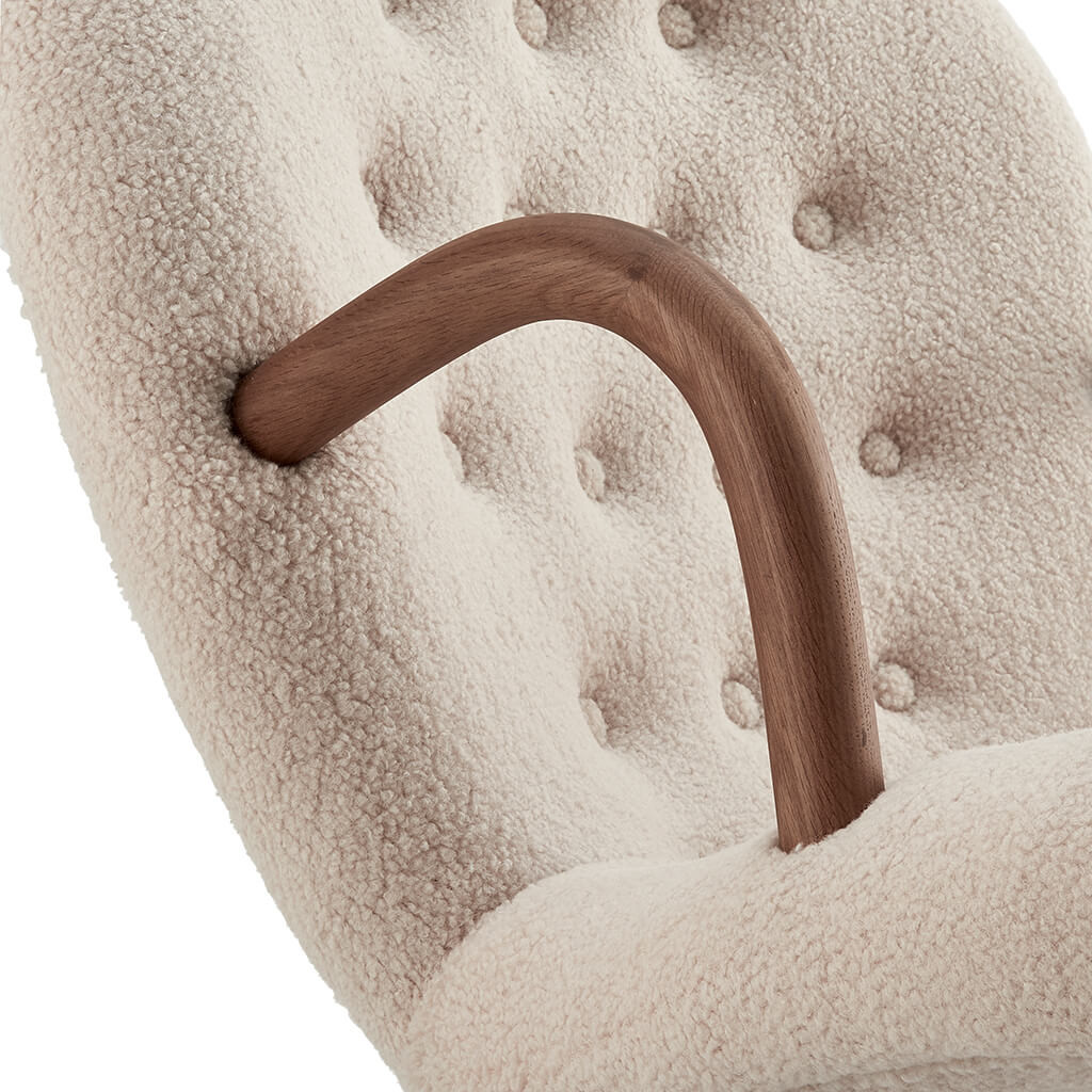 Arctander Clam Chair Sheepskin-Short Hair | Eternity Modern