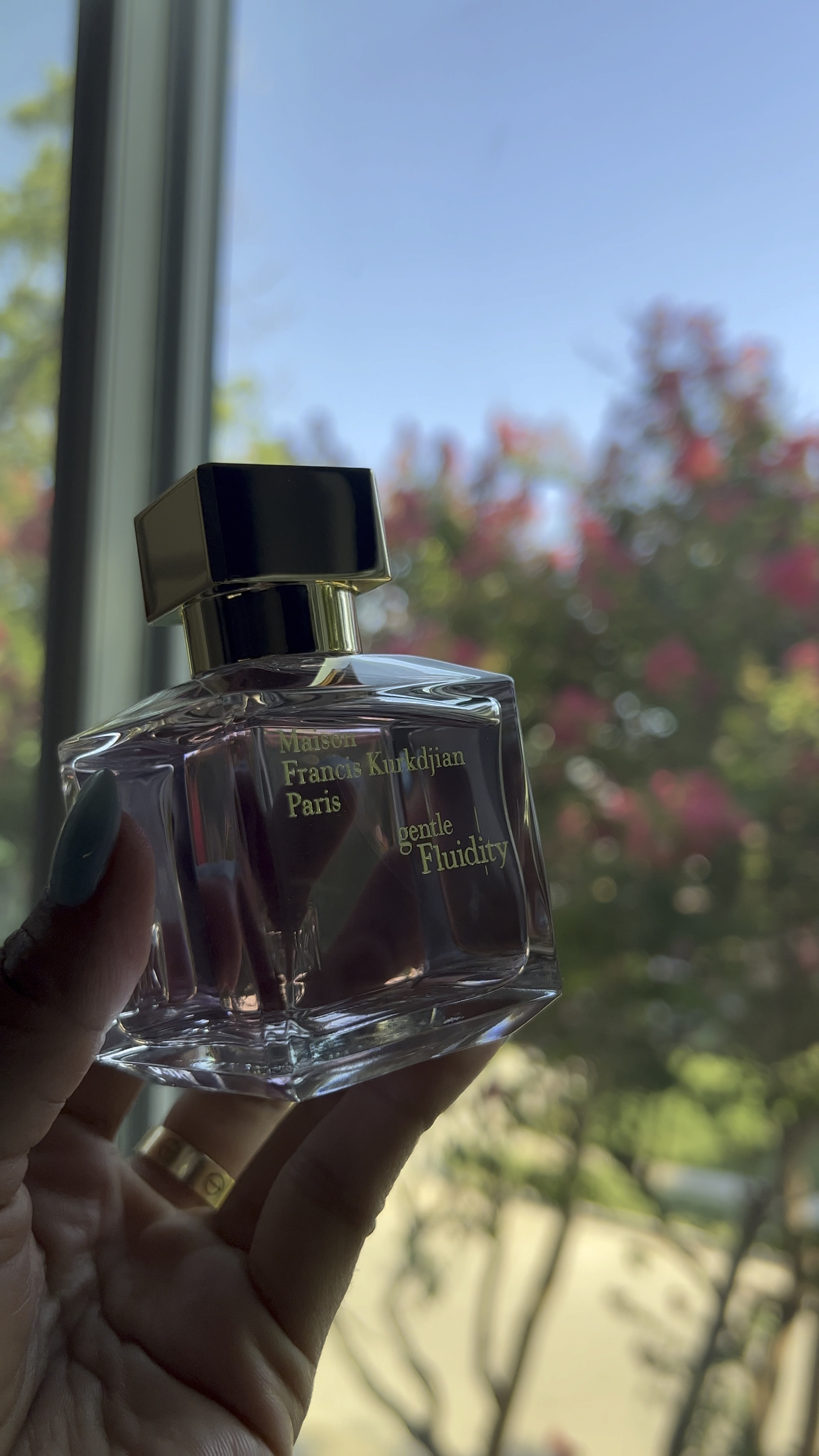 I’m in love with this perfume right now 

#LTKbeauty