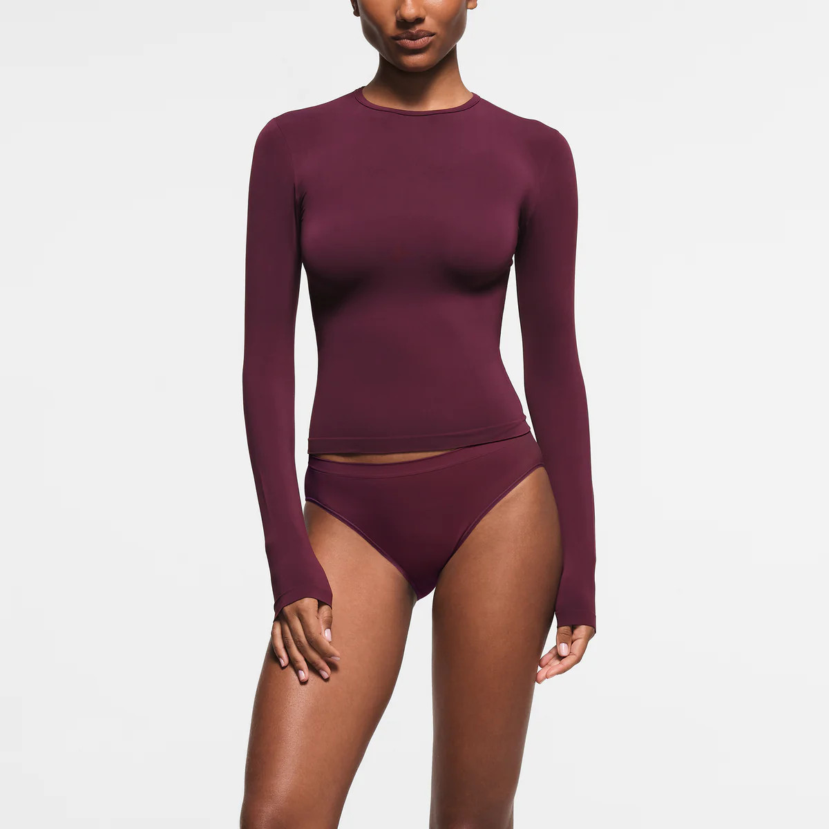 LONG SLEEVE T-SHIRT | SKIMS (US)