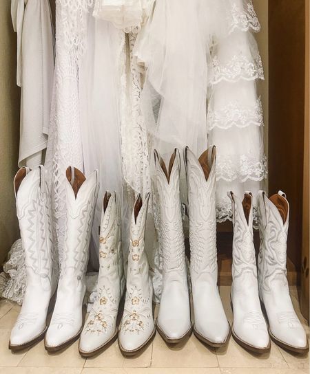 White cowgirl boots 🤍☁️🐚💍✨

#LTKShoeCrush #LTKxNSale #LTKStyleTip