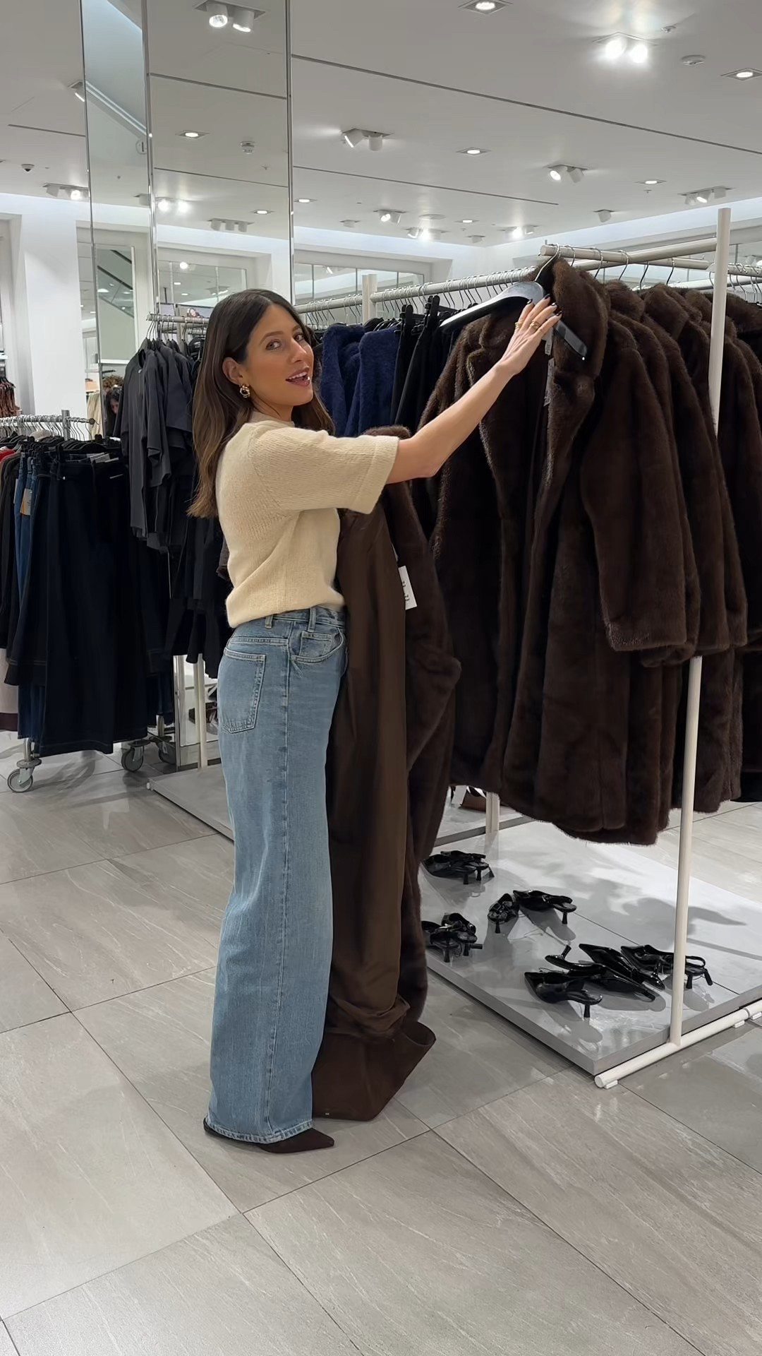 The faux fur coat from H&M that’s on our minds 🤎🤎

#LTKstyletip #LTKwinter #LTKautumn