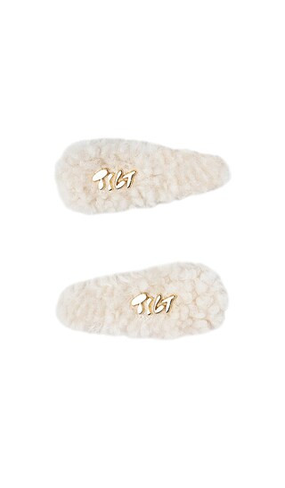 Tilt Beauty The Comfy Clip Set Of 2 in Soft Serve. | Revolve Clothing (Global)