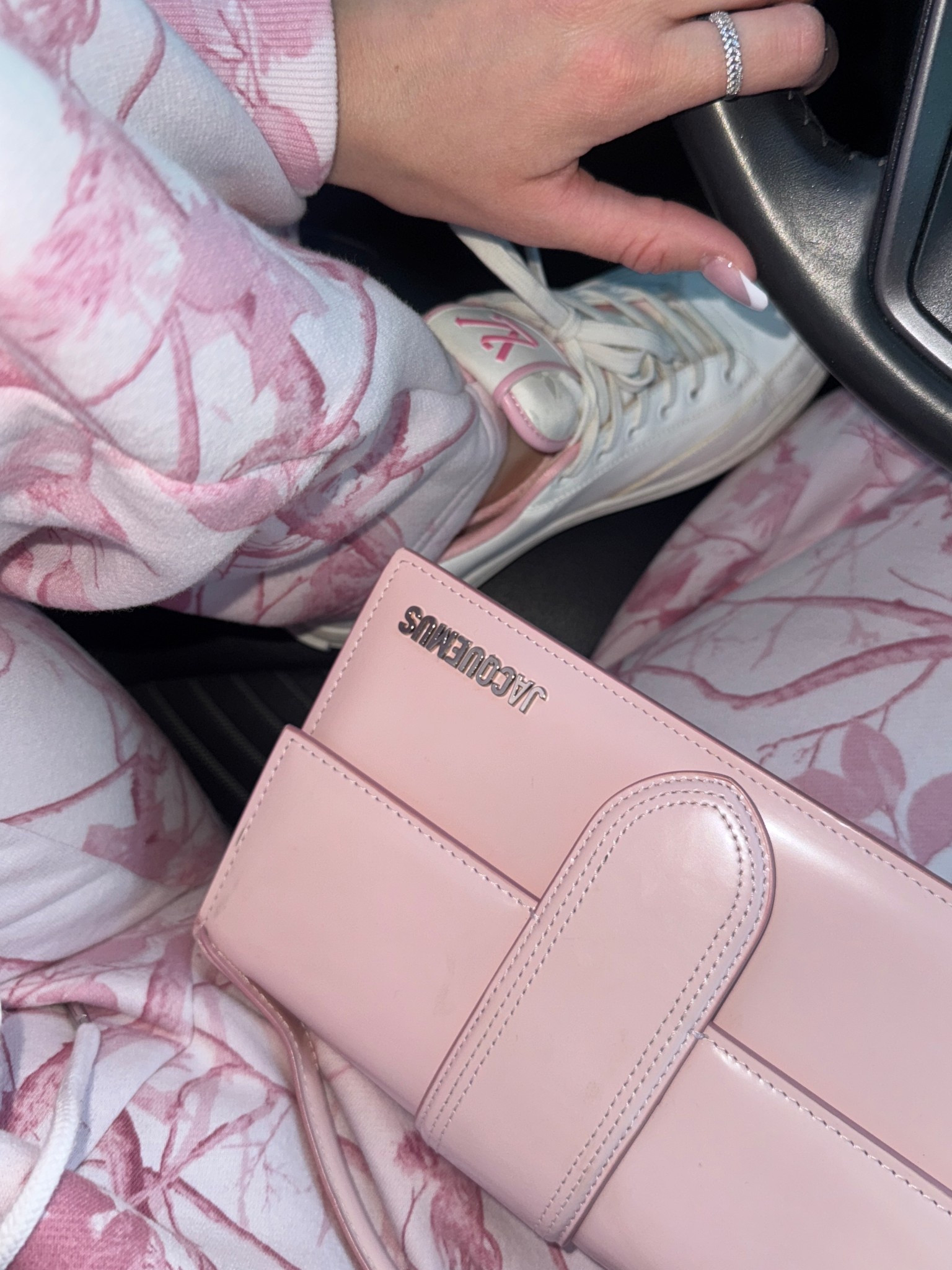 Lazy Monday 💕

#LTKActive #LTKTravel #LTKootd