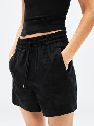 Retreat Linen Mid Rise Short | Athleta