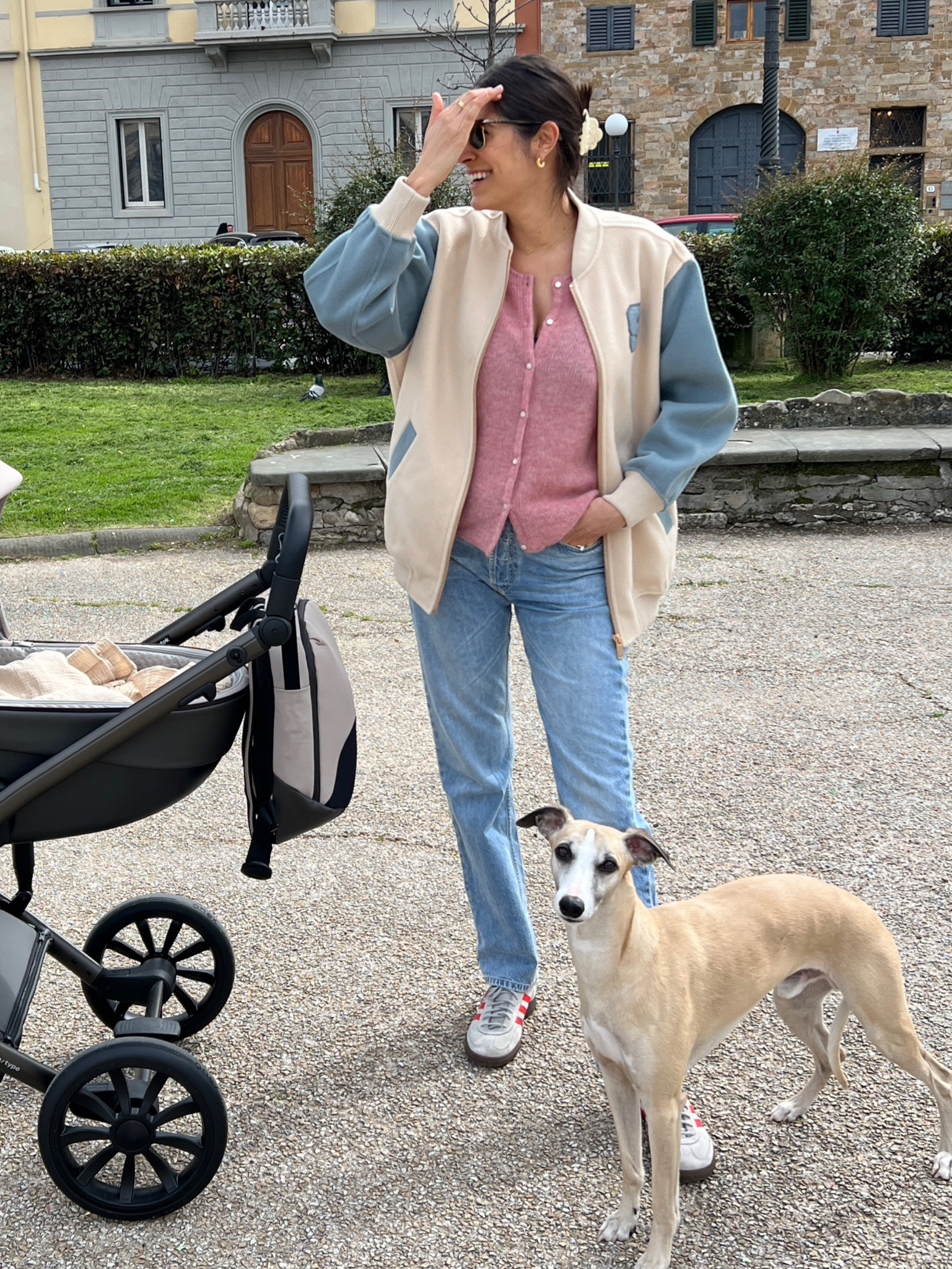 wearing a Small in the cardigan
a size 4 (Sézane size 36) in the jacket
a size 28 in the jeans 