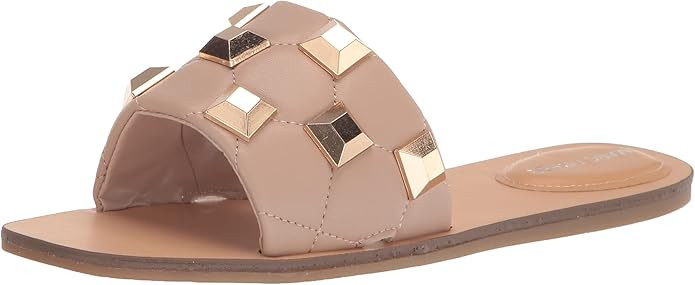 Marc Fisher Women's Bamer Flat Sandal | Amazon (US)