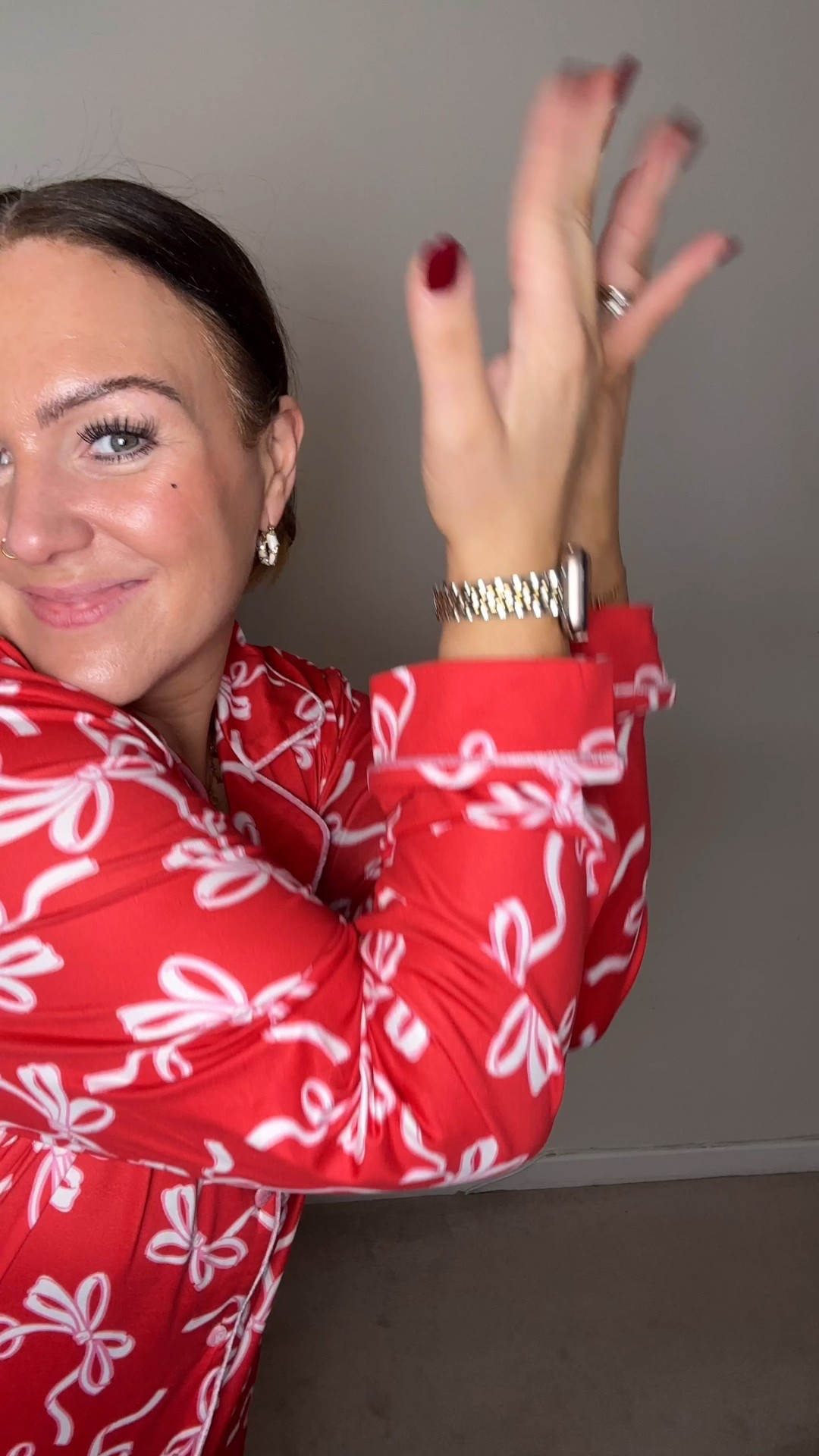 Satin skirts and jumpers are a combo! 
Midsize Christmas outfit idea, size16, satin skirts, festive jumpers 

#LTKfestive #LTKcurves #LTKmidsize