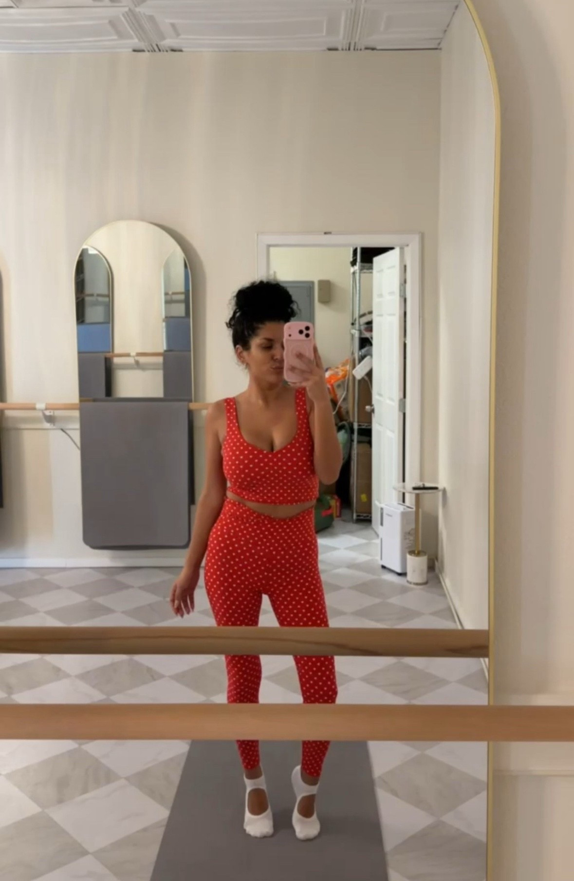 POV: discipline over motivation 💪

#pilates #set #target

#LTKdayinmylife #LTKfitnessgoals #LTKootd