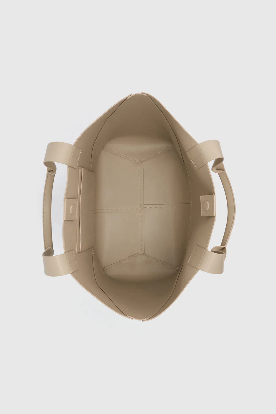 Ezra Geometric Tote in Chalk - CAMILLA AND MARC® C&M | CAMILLA AND MARC (ANZ)