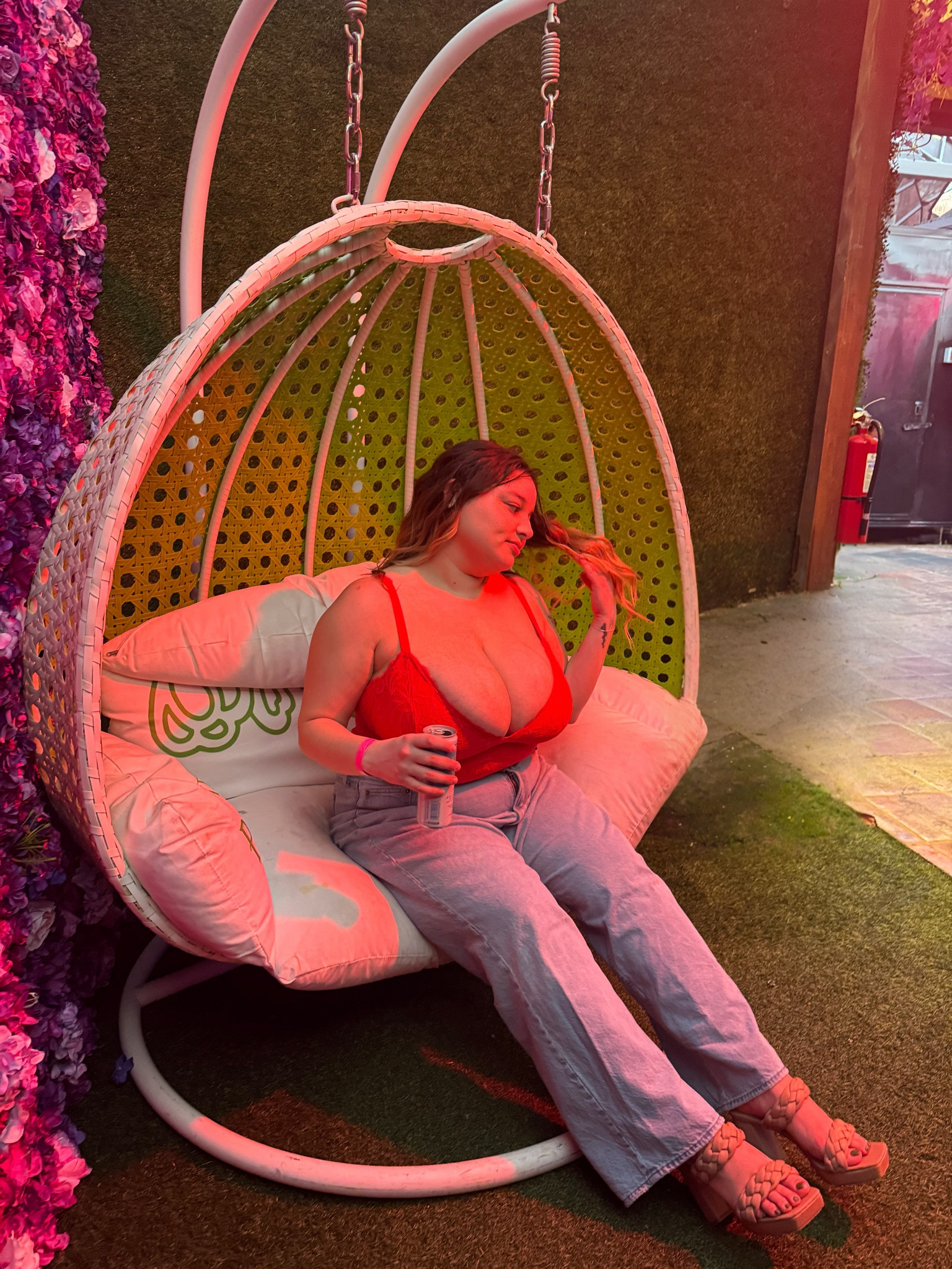 💓✨ 
bodysuit: 2X 
jeans: 


#LTKFindsUnder100 #LTKPlusSize #LTKStyleTip