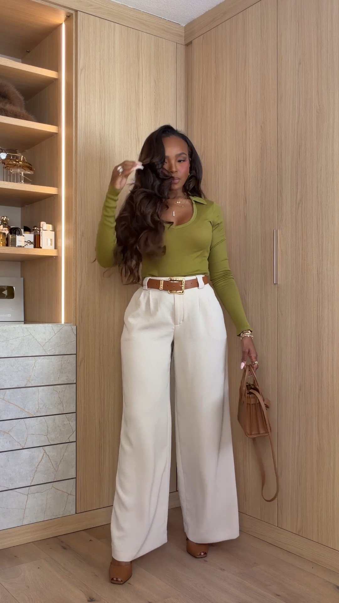 ELEVATED FALL BASICS 🤎

Proof that a simple outfit can still look SO put together. The olive fitted top + cream wide-leg trousers + cognac accessories give this such an expensive-looking fall feel. Perfect for work, brunch, lunch or dinner.

Wearing: Size Small | 5’4” | 140 lbs | 34D-27-40

olive green outfit, cream wide leg trousers, fall outfit ideas, elevated basics, classy casual outfit, neutral fall style, business casual outfit, petite fall outfit, chic workwear, cognac accessories, polished everyday outfit, fall capsule wardrobe

📲 Download the FREE LTK app & follow me (@kirasfashionfinds).

#LTKPetite #LTKFall
