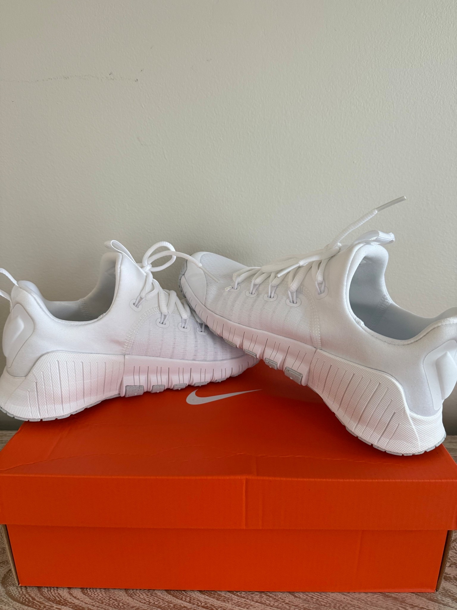 New gym shoes 🏋🏽‍♀️👟 

Nike metcon, gym, workout, new year, fitness 

#LTKGiftGuide #LTKfitnessgoals #LTKCyberWeek