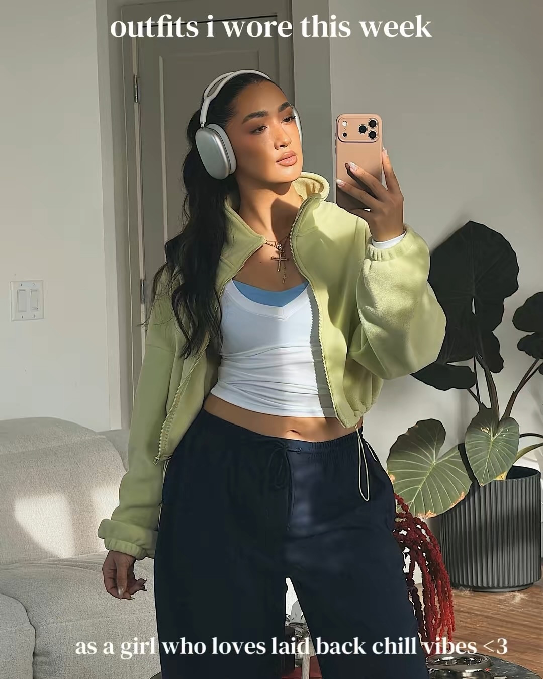 winter outfits I’ve been wearing lately 😌🌨️ actually love layering up and throwing on scarfs beanies and hats to add in a pop of color to an otherwise plain outfit! I have a feeling that spring outfits are already going to start popping up too are we ready for that bc winter isn’t even over 😅

#winteroutfitideas #everydayoutfit #latinacontentcreator 
everyday outfit ideas latina content creator