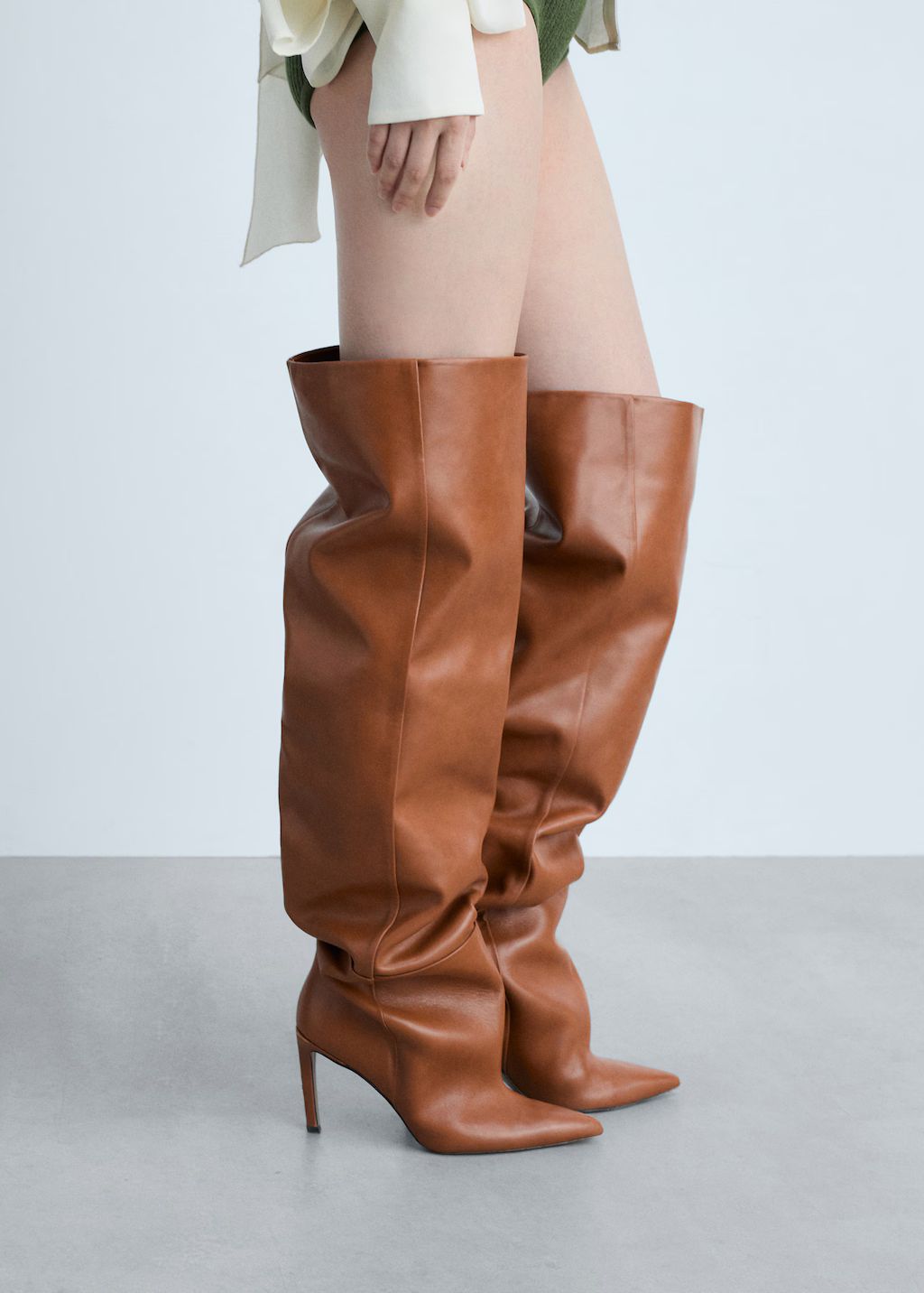 Leather high-leg boots - Woman | MANGO USA | MANGO (US)