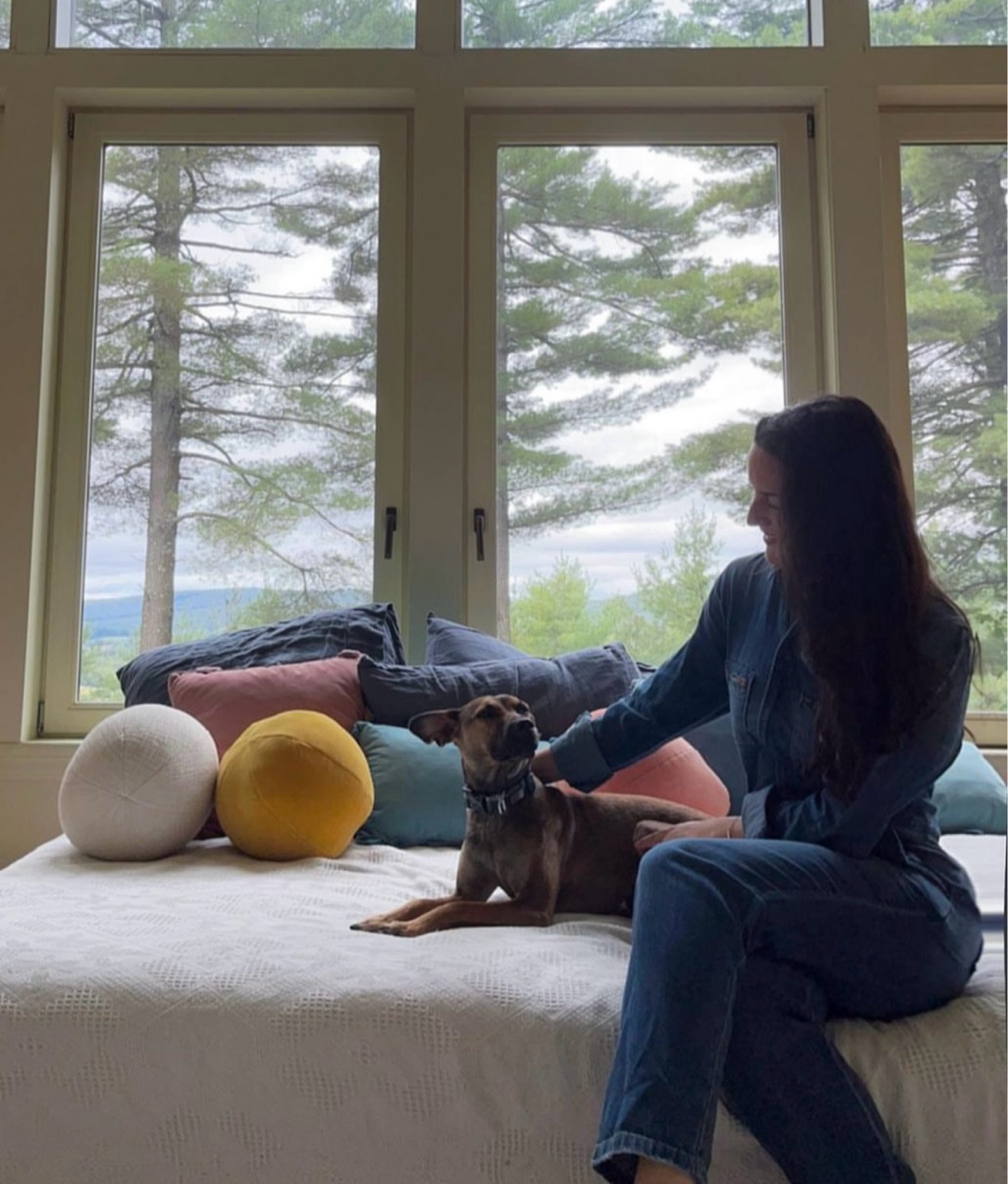 I love a good denim jumpsuit (and a doggie!) 🩵

#LTKSeasonal #LTKFallSale