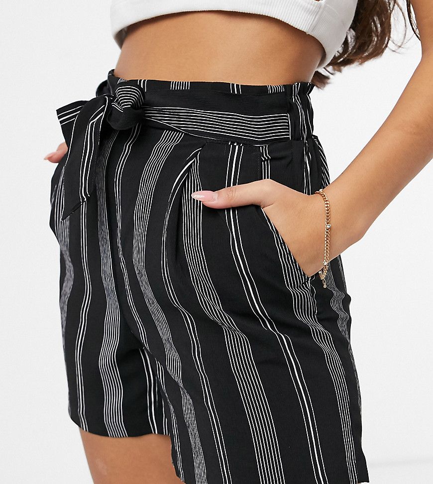 New Look Petite high-waisted shorts in stripe-Black | ASOS (Global)