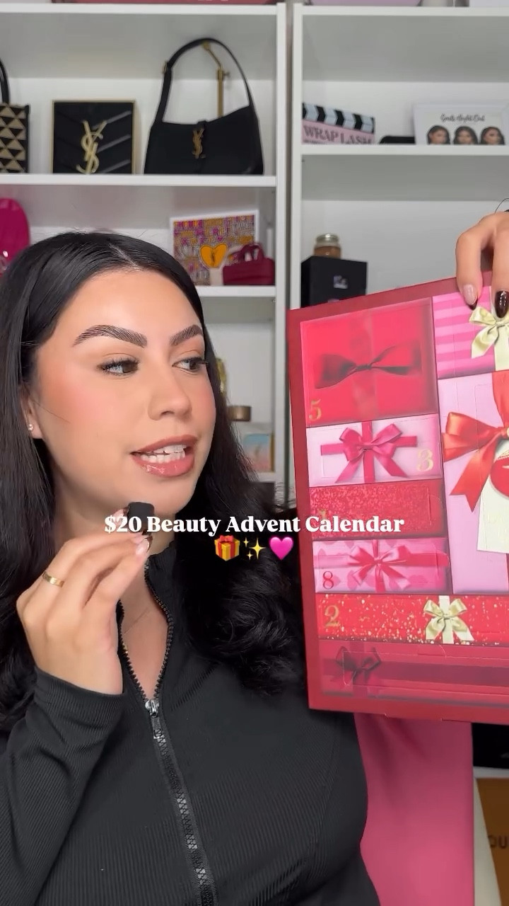 $20 beauty advent calendar 🎁🫣✨

#adventcalendar #beauty #makeup