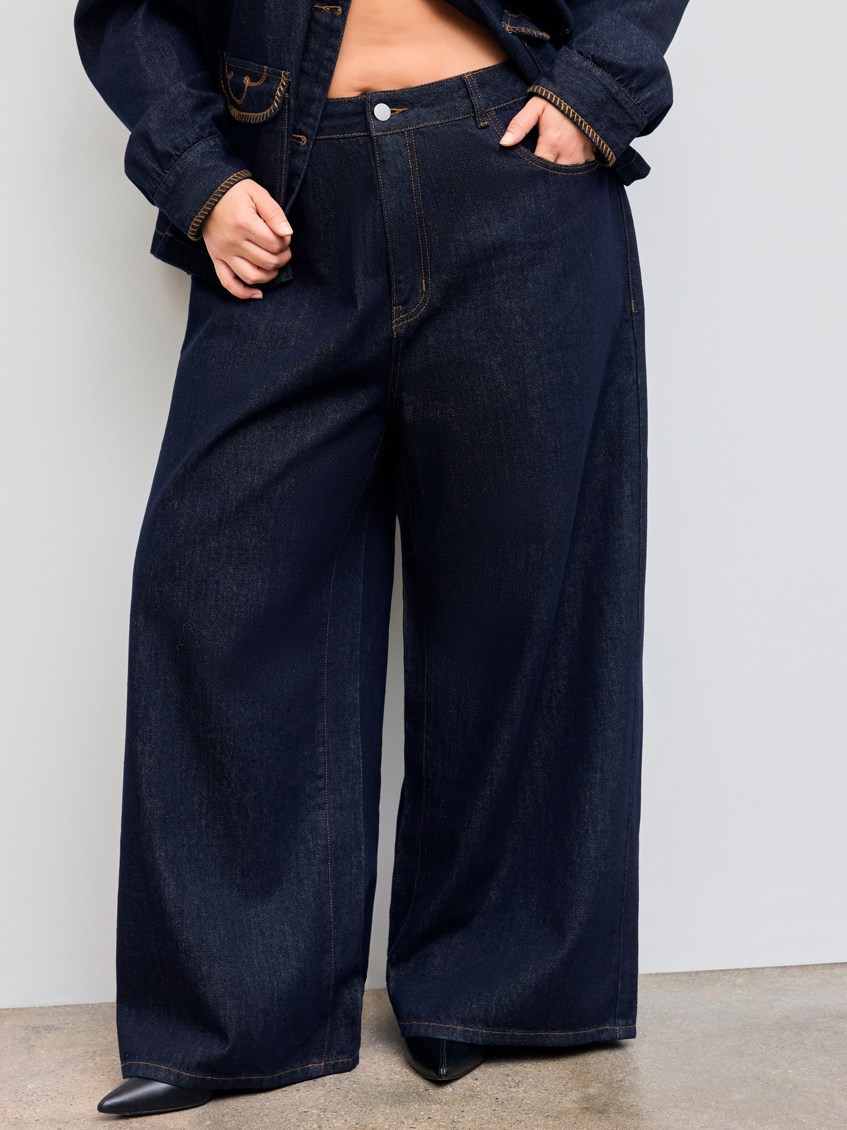 Denim Cider Denim Mid Rise Solid Straight Leg Jeans Curve & Plus For School Daily Casual | Cider