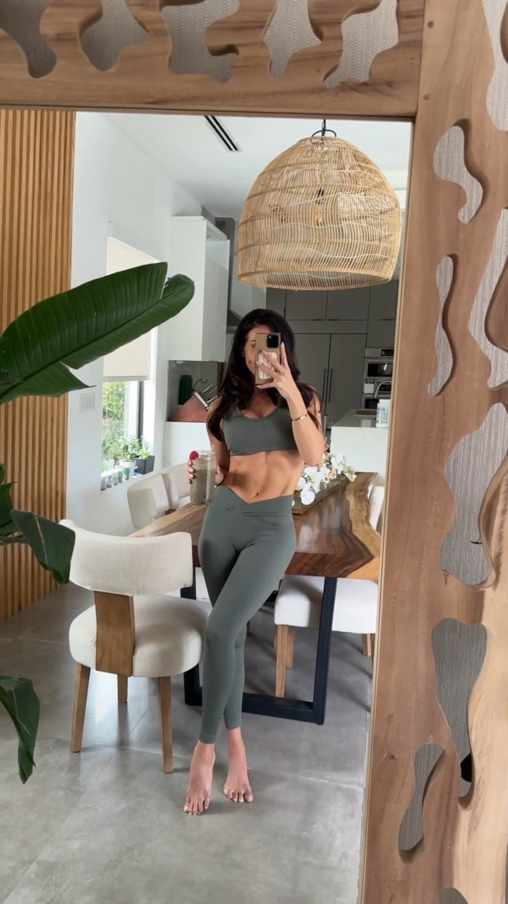 Morning workout ☀️ whole set is Amazon!

#LTKfitness #LTKstyletip #LTKSeasonal