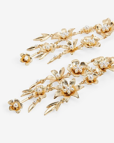 Flower Pearl Chandelier Drop Earrings | Express