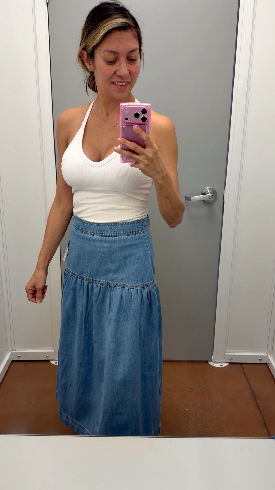 Maxi skirts with a drop waist?!? Yes please!! 

#LTKdayinmylife #LTKootd #LTKOver40