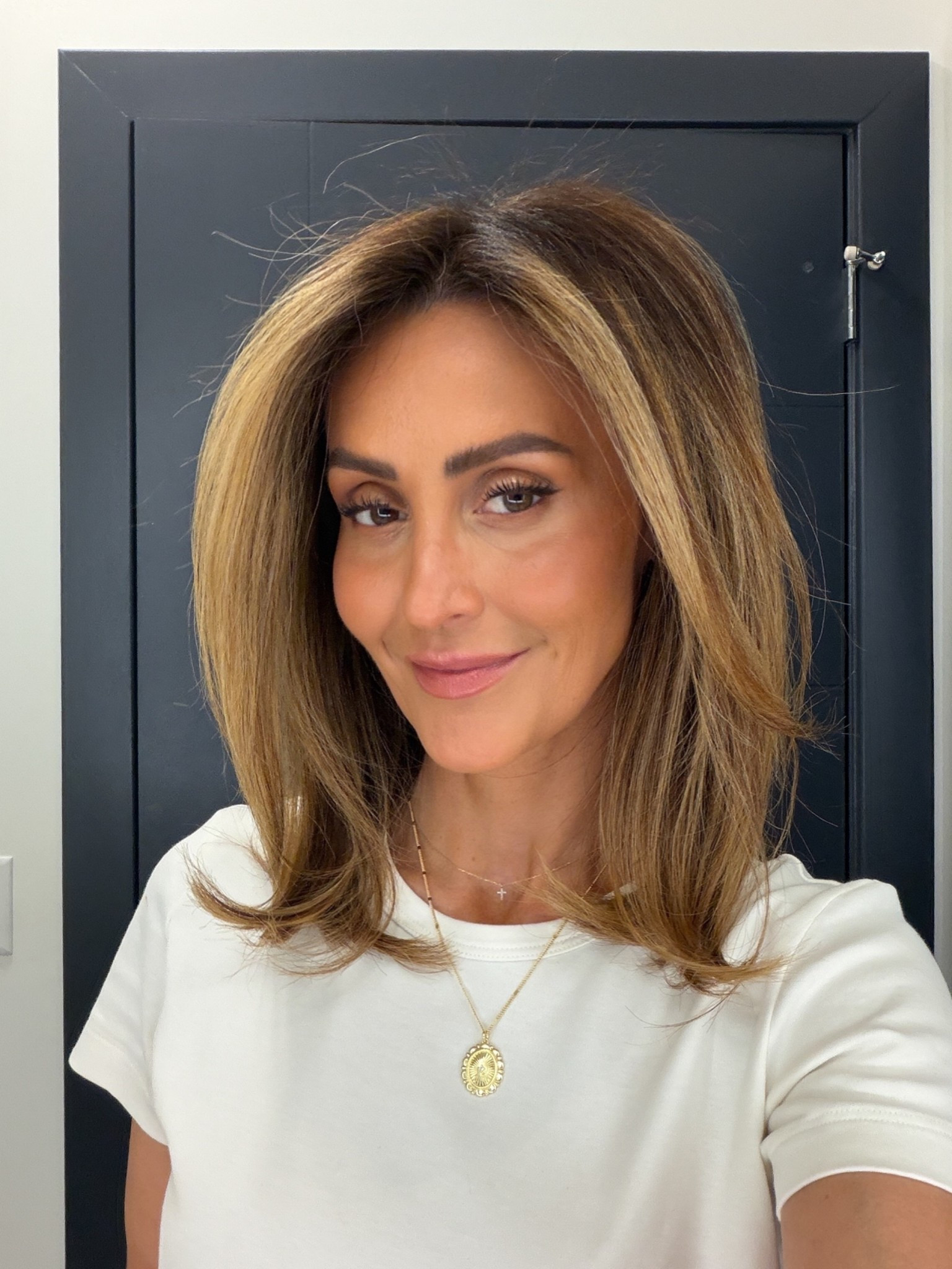 Simple and quick holiday makeup look! 
Use code SAVEGIFTS (one time) to save up to 30% off 
Sam day free delivery with code QUICKGIFTS - stackable 


#LTKBeauty #LTKGiftGuide #LTKHoliday