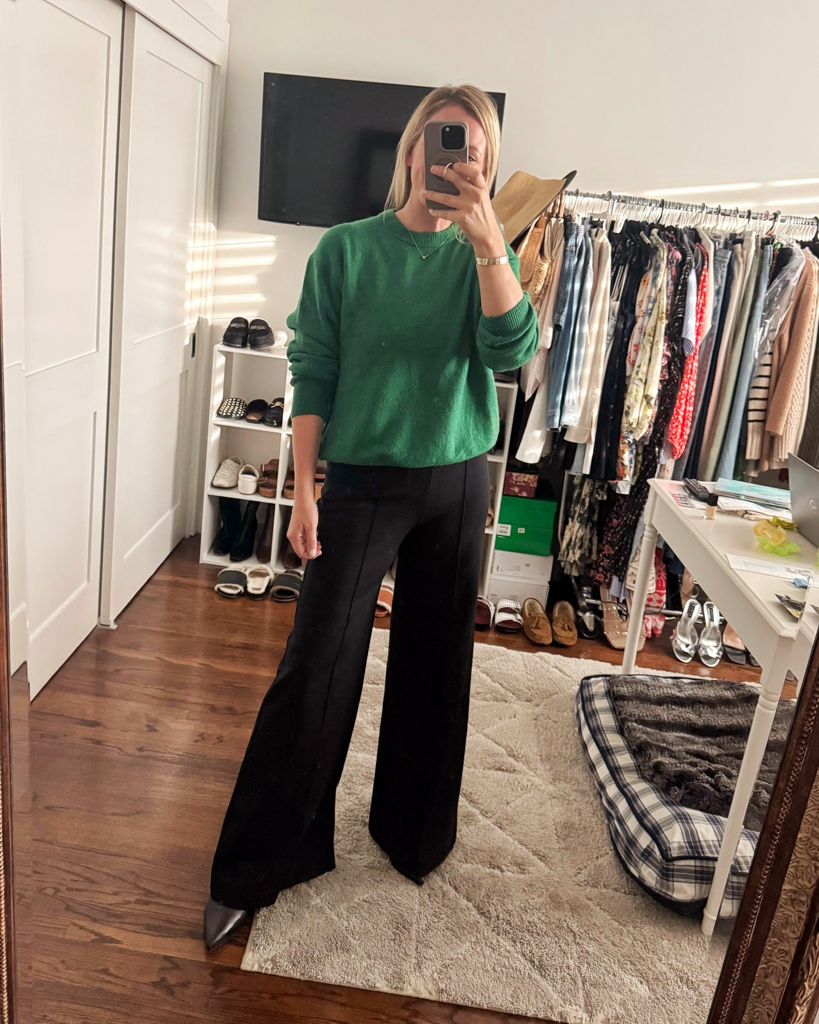 The most flattering wide leg pant 

#LTKHoliday