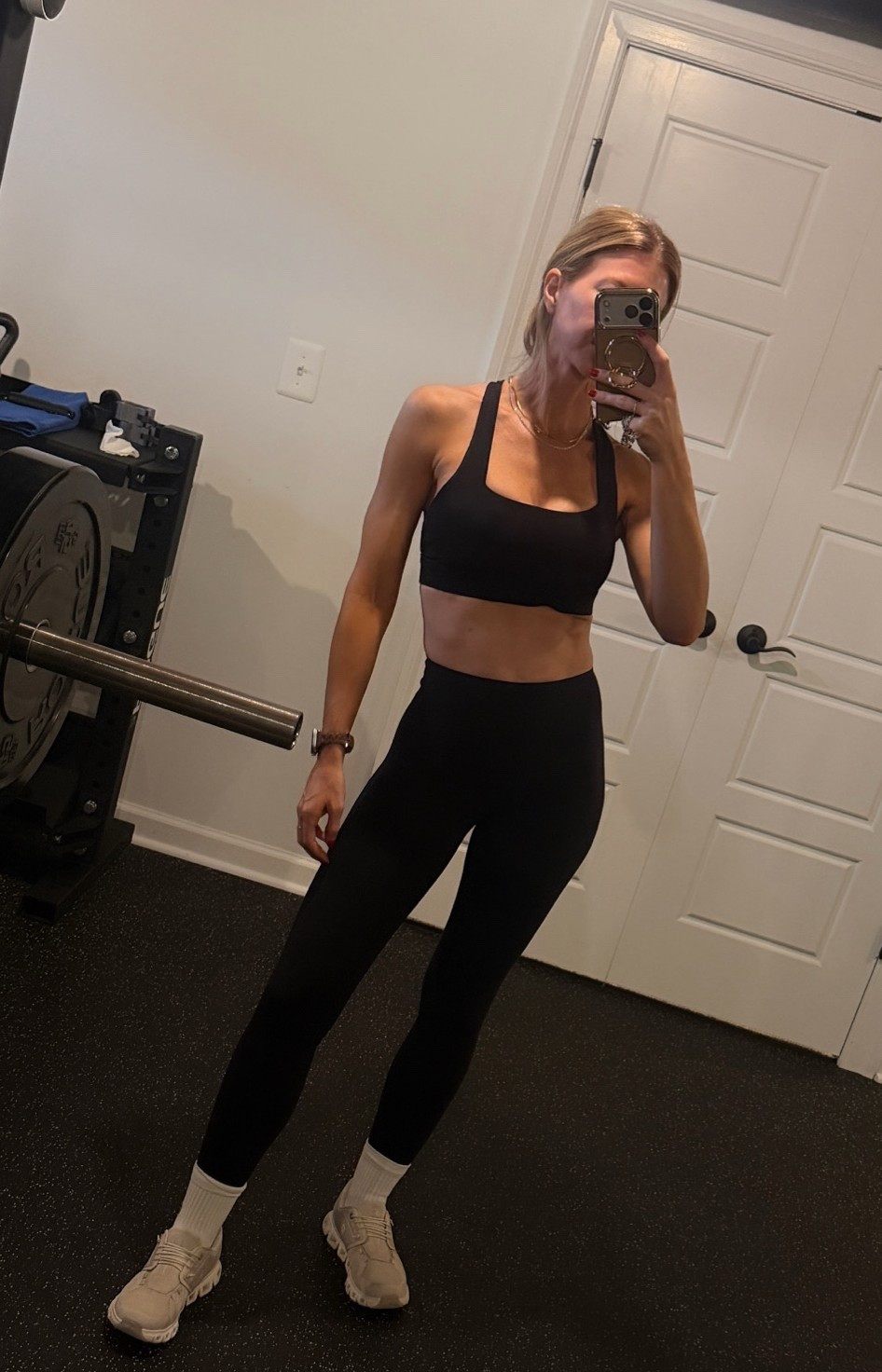 All Vuori is 20% off with my code (through 9/30) LEANNE20NEW for new customers. 

Love these front steam leggings. Great for high intensity, really holds you in. True size, wearing an XS.

Sports bra, TTS, wearing a S

#LTKootd #LTKgrwm #LTKSaleAlert