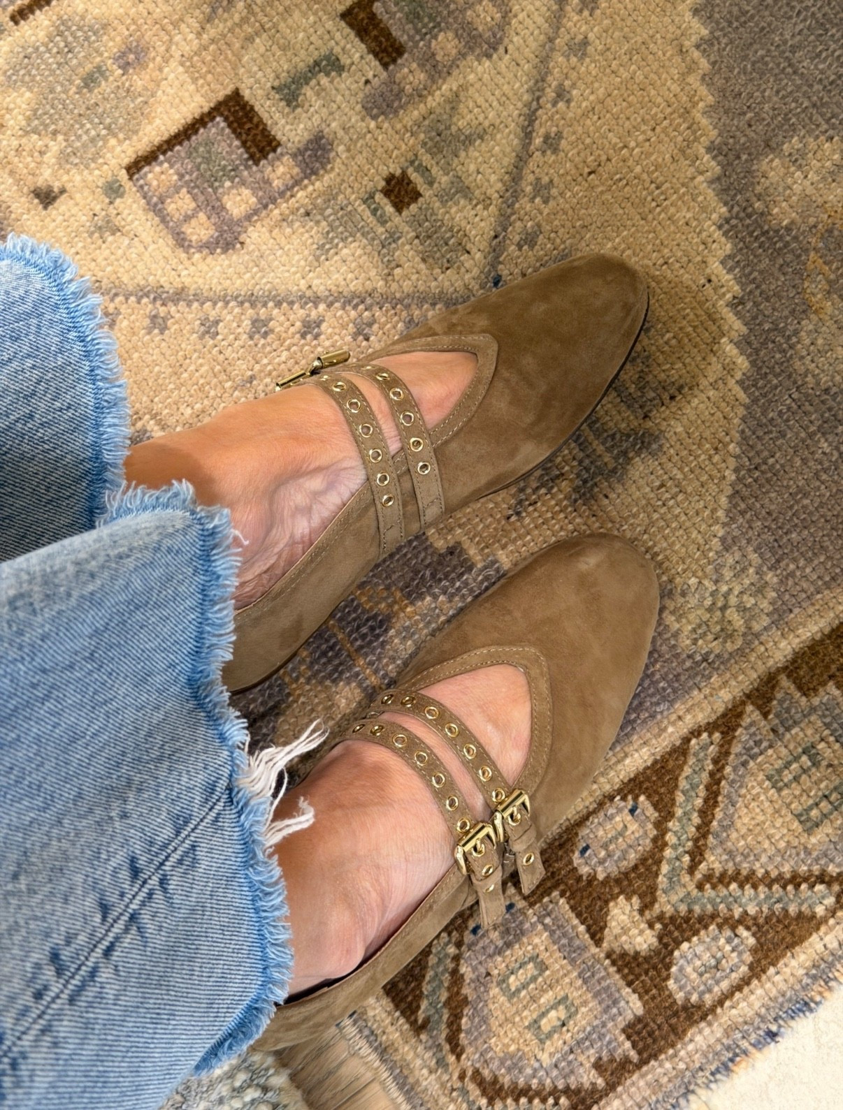 -FLATS  TTS Comfy & cute
-pants I sized up 1 size for comfort. 


#LTKOver40 #LTKootd