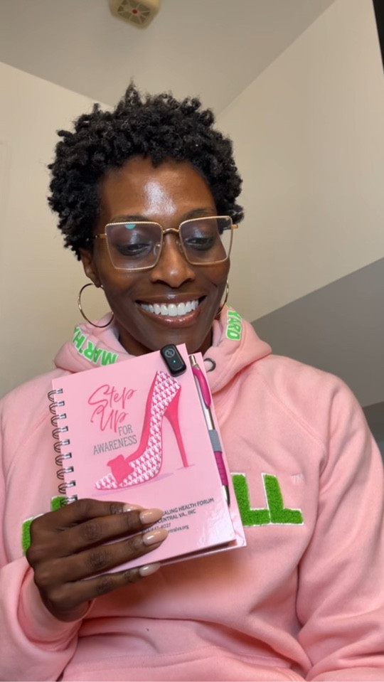 Get you one of these

#bettercontent #ringlight #talkingheads #talking #tips #content #